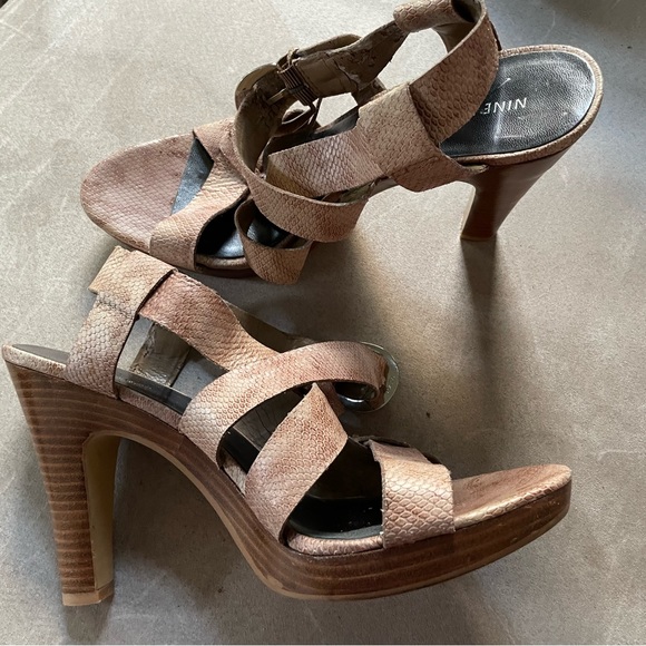Nine West Tan Sandals 3.5” stiletto heels - US Size 9.5 - Worn Once! - Picture 4 of 4